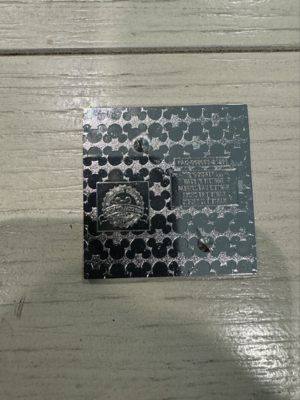 The sword, the stone, Merlin and the Boy king  pin collectible - Main Image 2