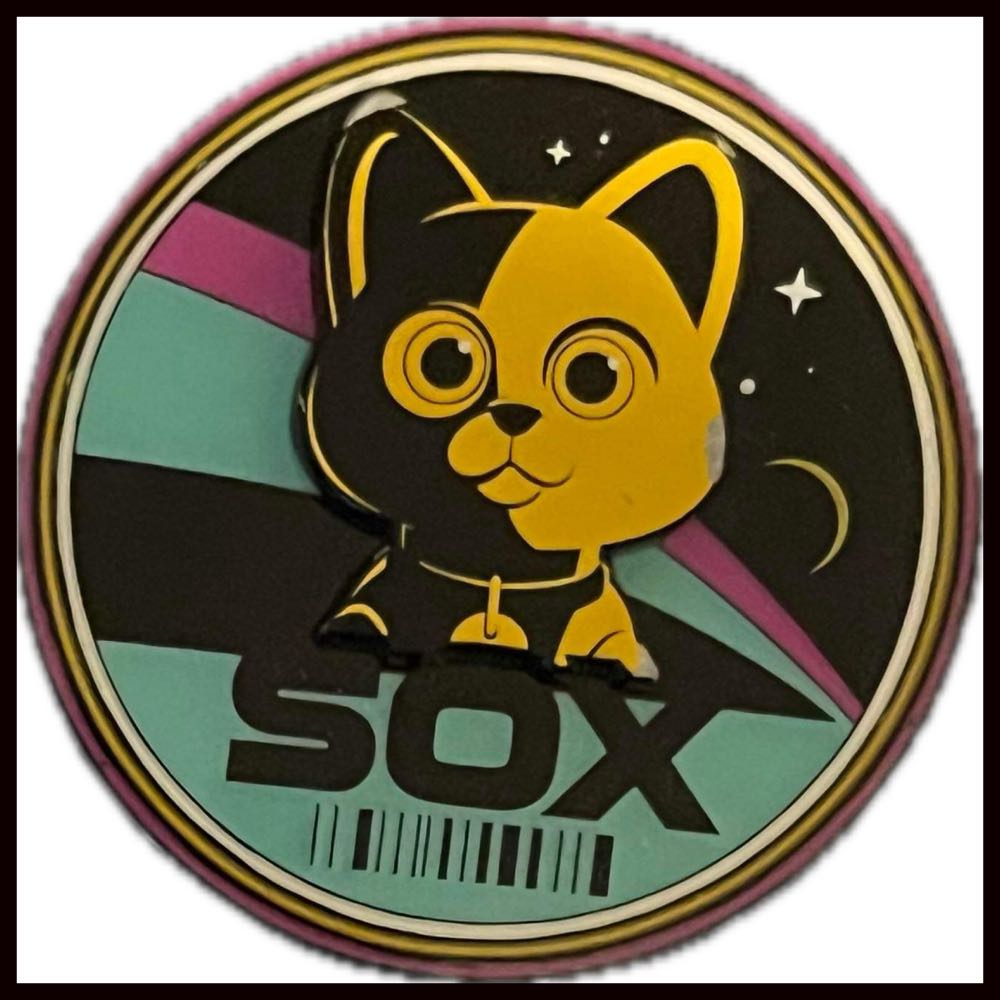 DISNEY PARKS STAR WARS CHOIR CHRISTMAS HOLIDAY PIN