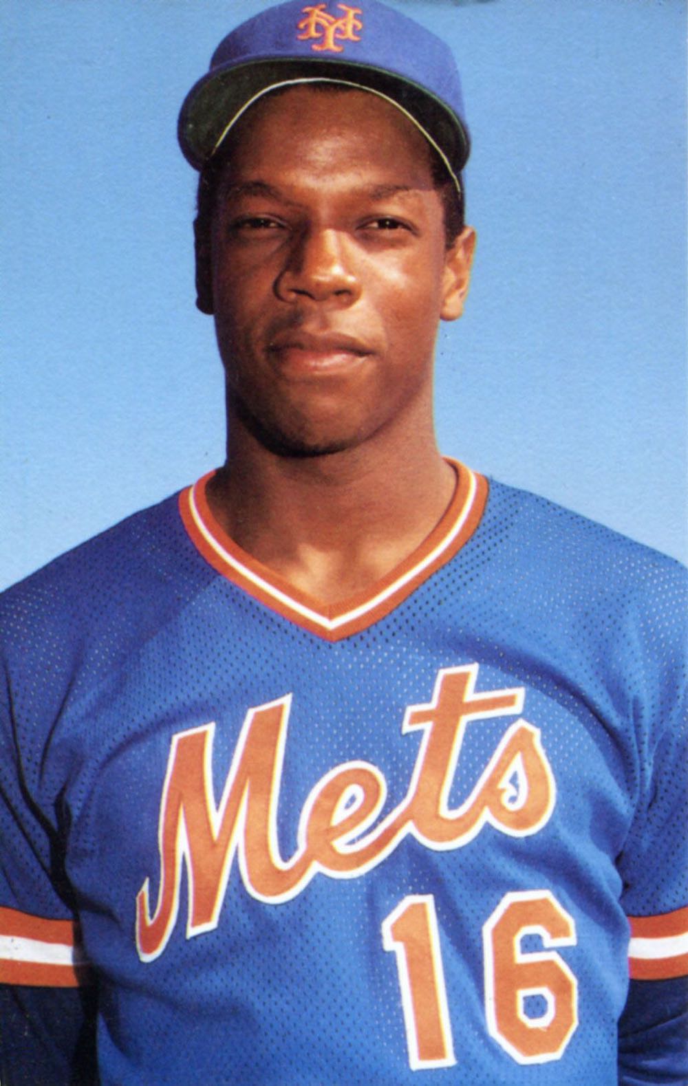 Dwight Gooden - NY Mets pin collectible - Main Image 2