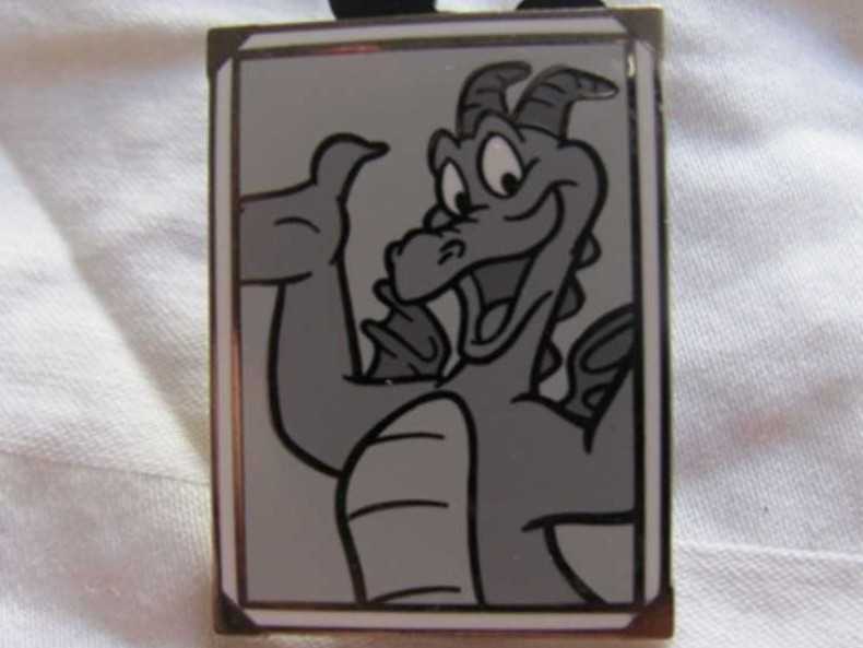 Mystery: Black and White Snapshots - Cheshire Cat