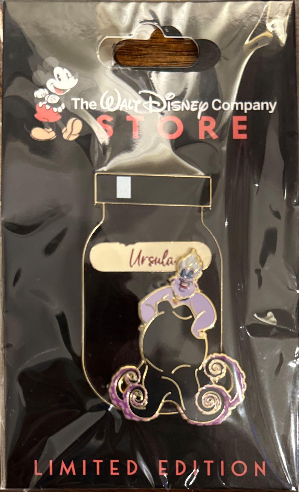 Bug’s Life - Jumbo Pin - Ltd Edition 1400