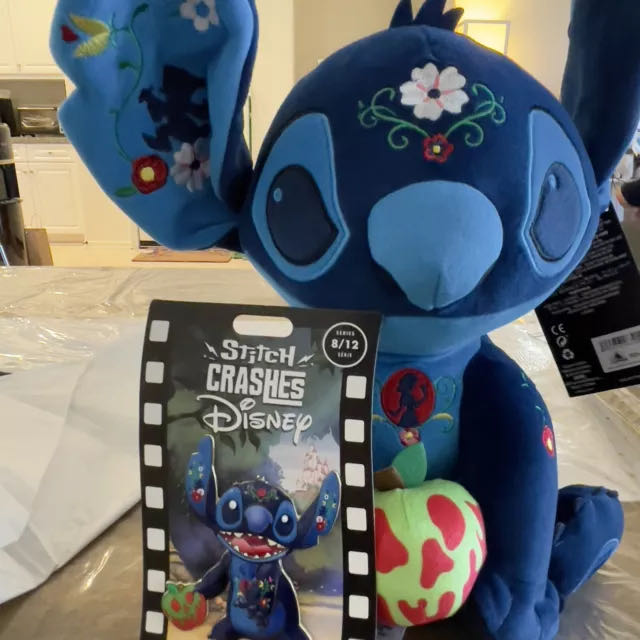 Stitch Crashes Disney 8 Snow White  pin collectible - Main Image 2