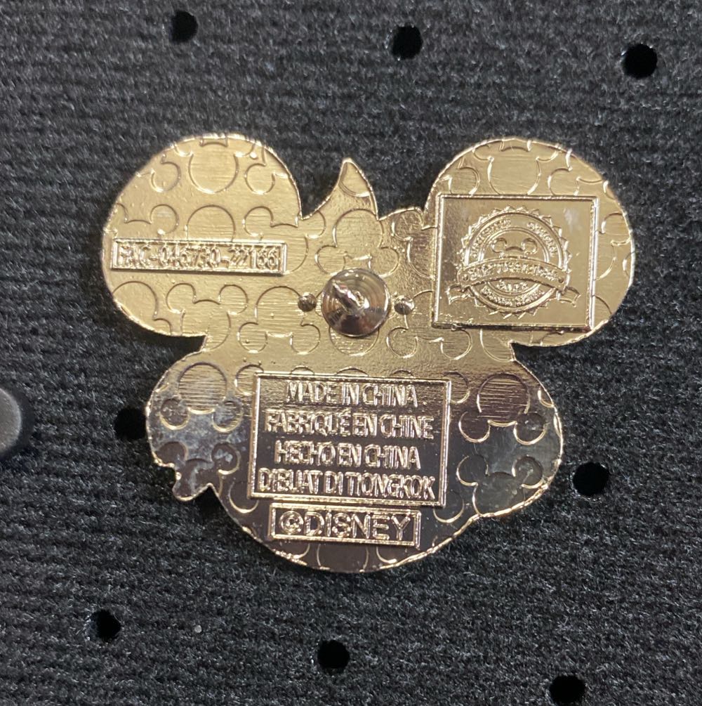 Disney Villians Mystrey Pin Scar  pin collectible - Main Image 2