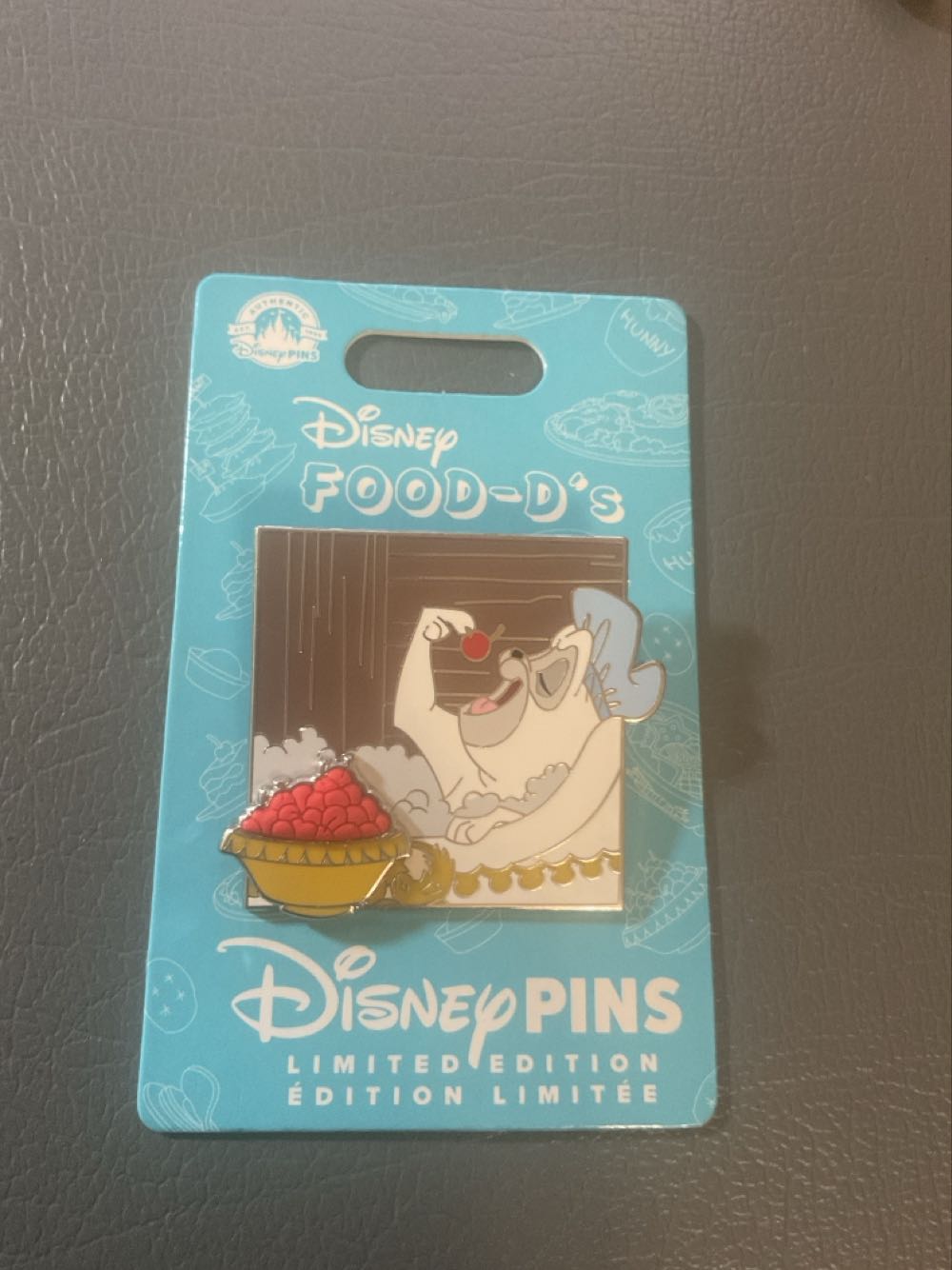 Hidden Mickey: 2013 Duffy's Hats - Goofy