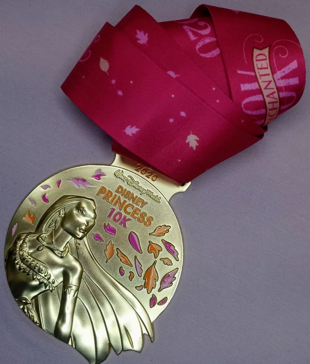 Disney Princess Marathon Pocahontas 10K Medal  pin collectible [Barcode 400917513912] - Main Image 2