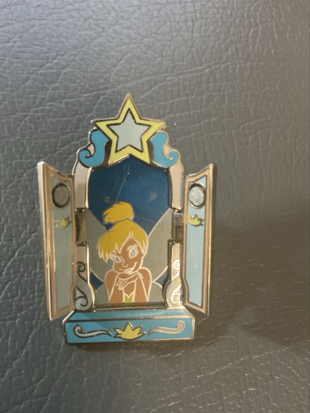 Tinkerbell - Balcony Window   pin collectible - Main Image 2