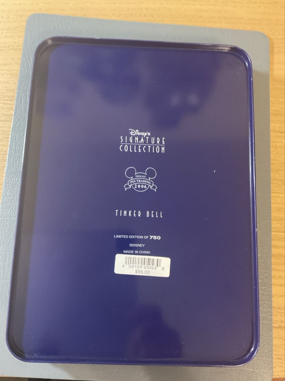 Tinker Bell - Signature Collection - Ltd Edition 750  pin collectible - Main Image 2