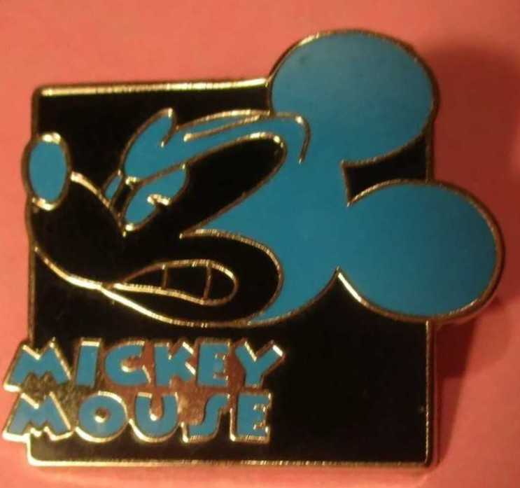 Butterfly Fish Mini Pin