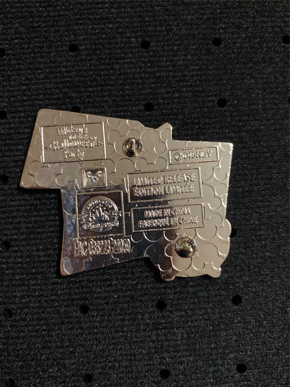 Mickey’s Not So Scary Halloween Party Hocus Pocus  pin collectible [Barcode 400978920841] - Main Image 3