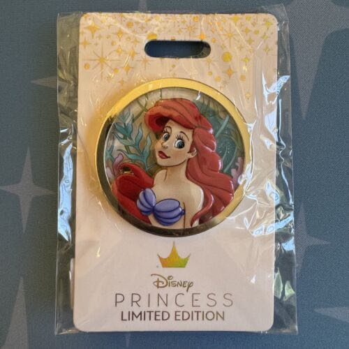 Beauty & The Beast - Open Book Series - Gaston