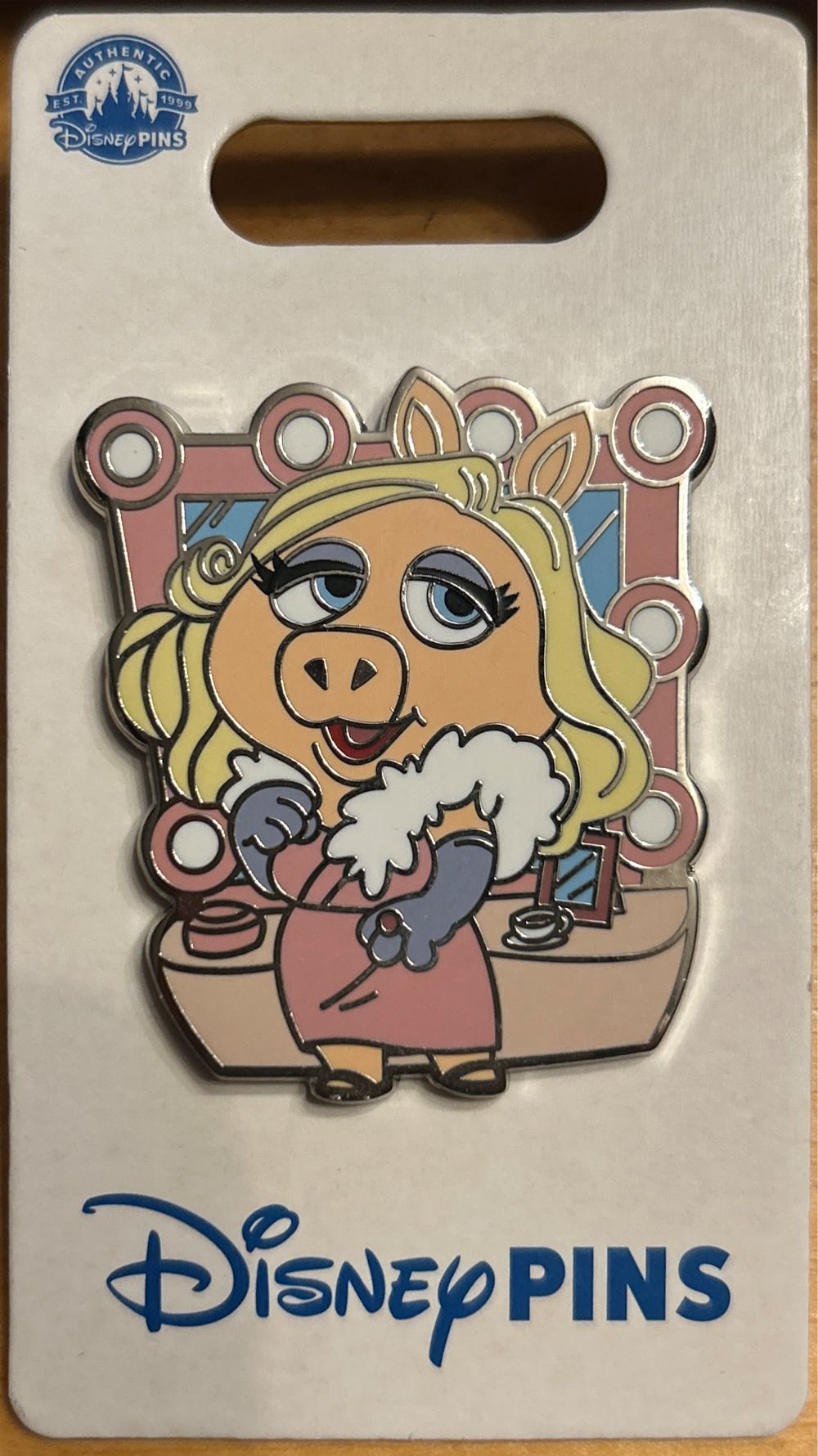 Gnome goofy with Christmas tree