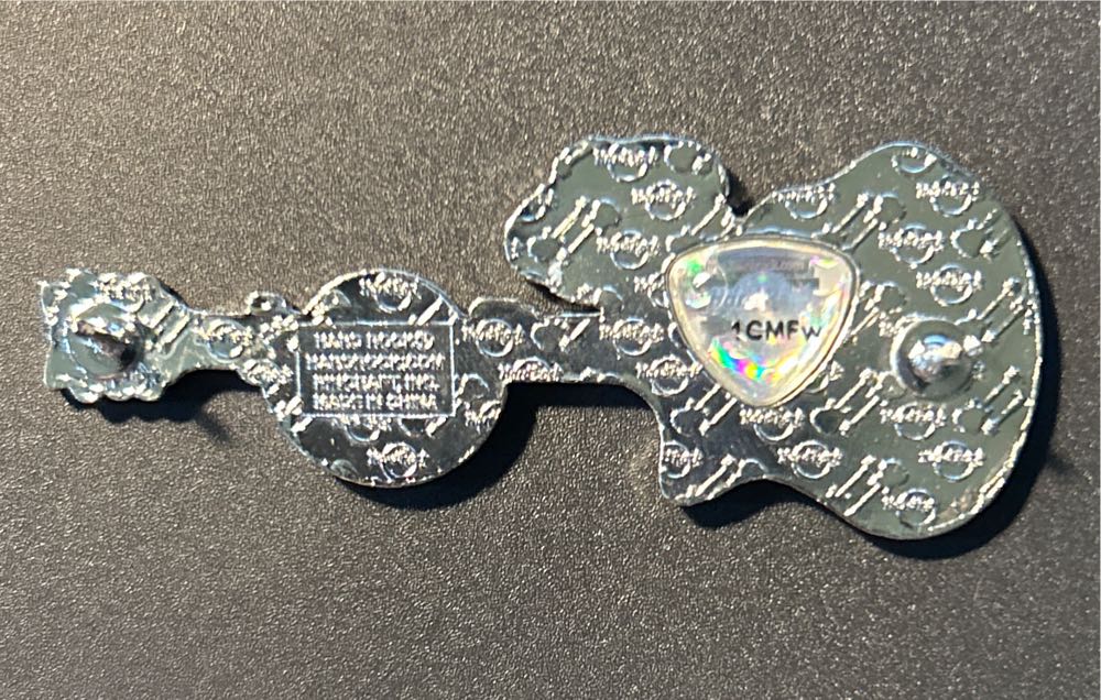 Edinburgh Core Flag Over Guitar - Hard Rock Cafe pin collectible - Main Image 4