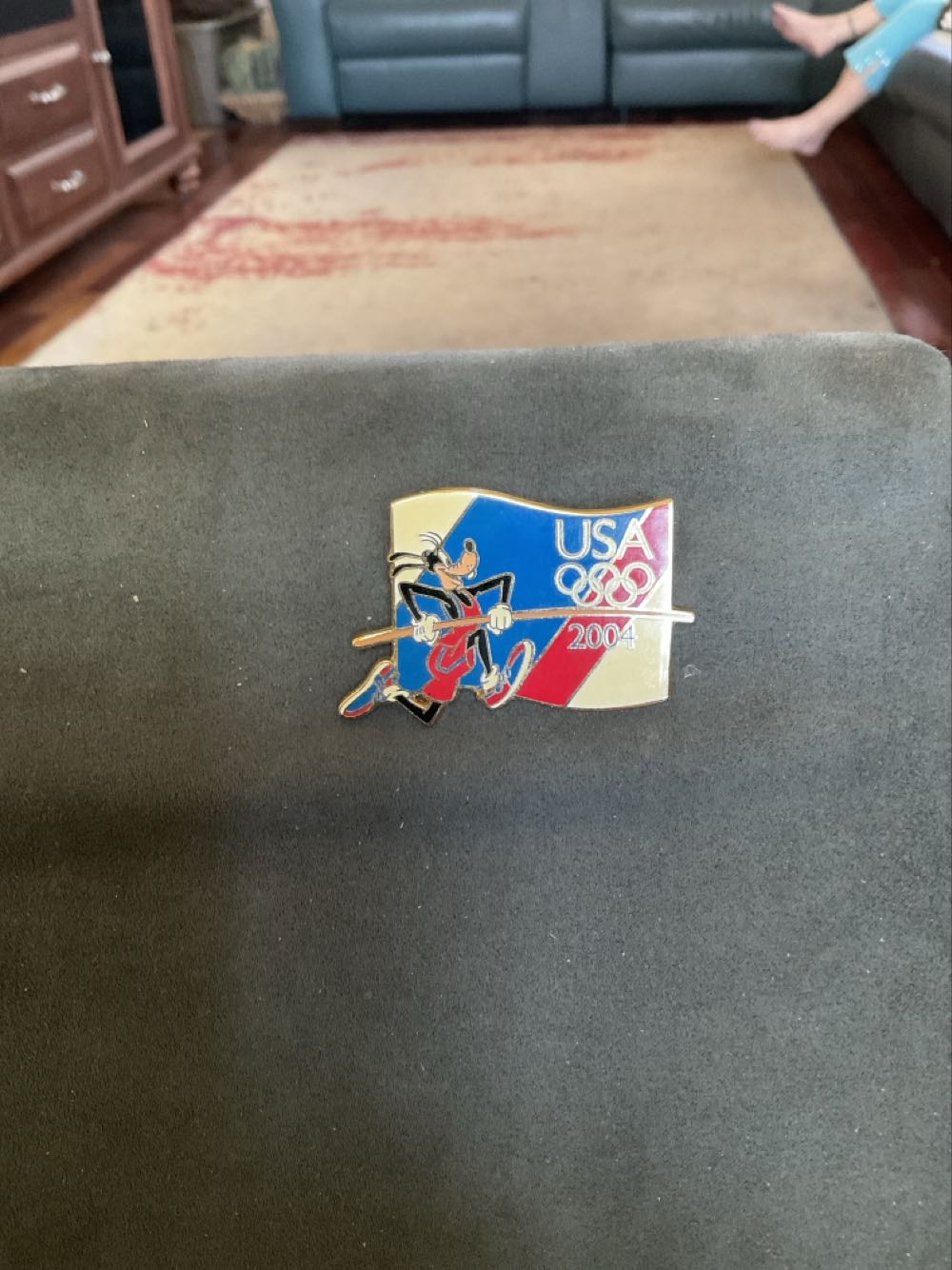 Alice in Wonderland - Alice - Hand to Mouth - Target