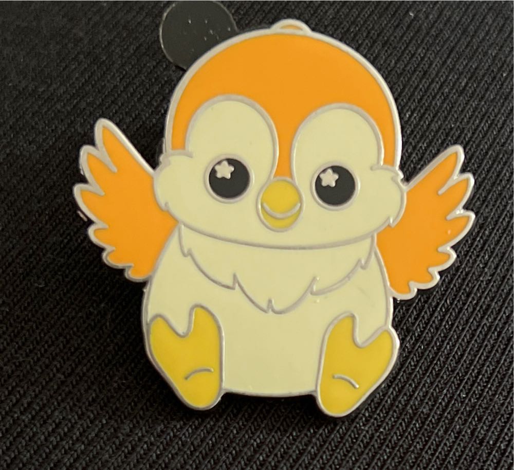 Wishables Series 2 - Chuuby   pin collectible - Main Image 2