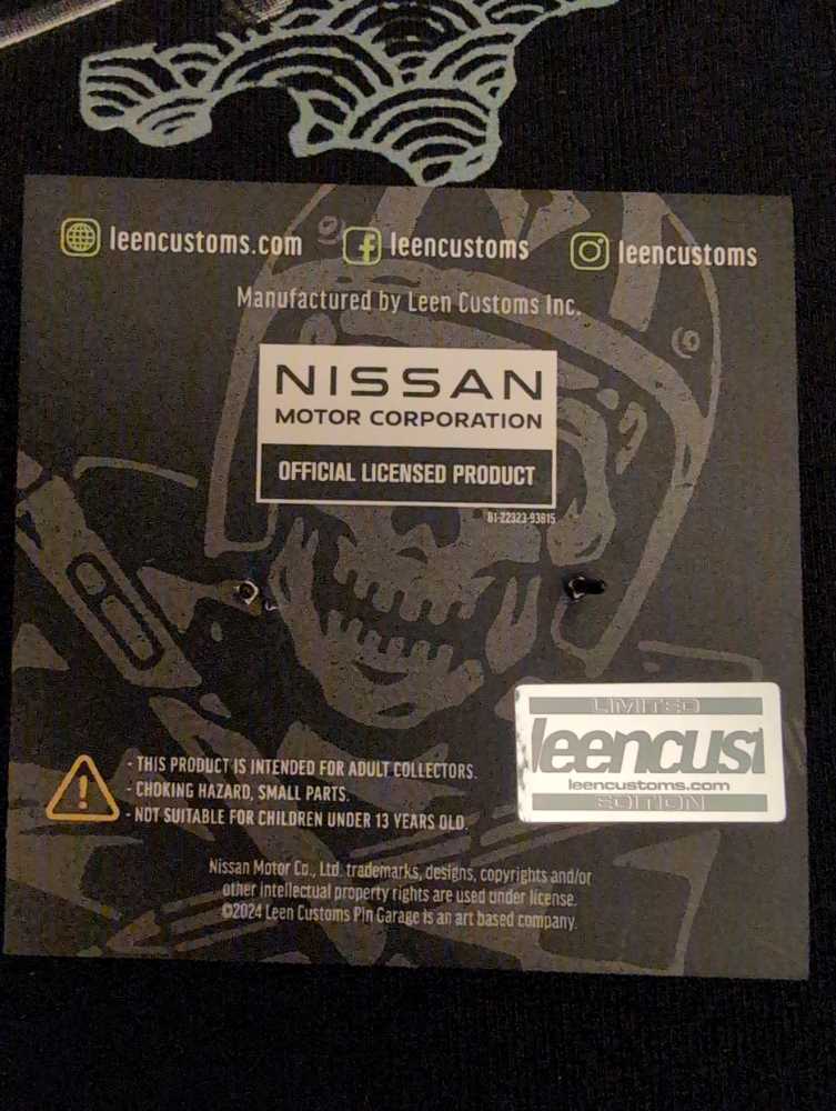 Leen Customs JCCS Nissan Skyline GT-R R32  pin collectible - Main Image 2