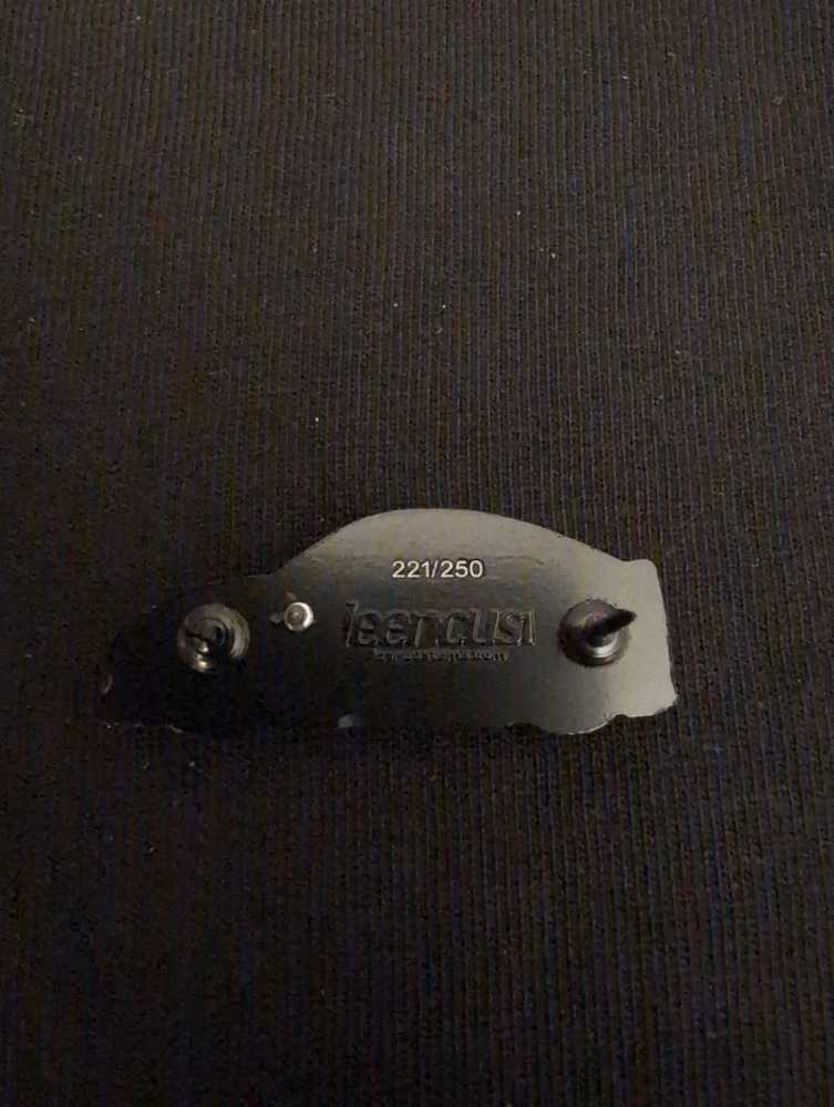 Leen Customs JCCS The Big Mike’s Sera  pin collectible - Main Image 3