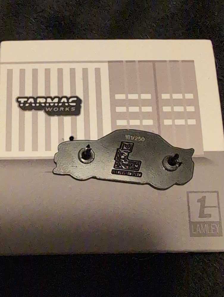 Leen Customs Lamely Dodge Challenger  pin collectible - Main Image 2