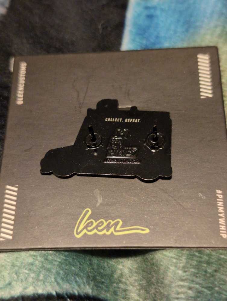 Leen Customs Sales Truck   pin collectible - Main Image 3