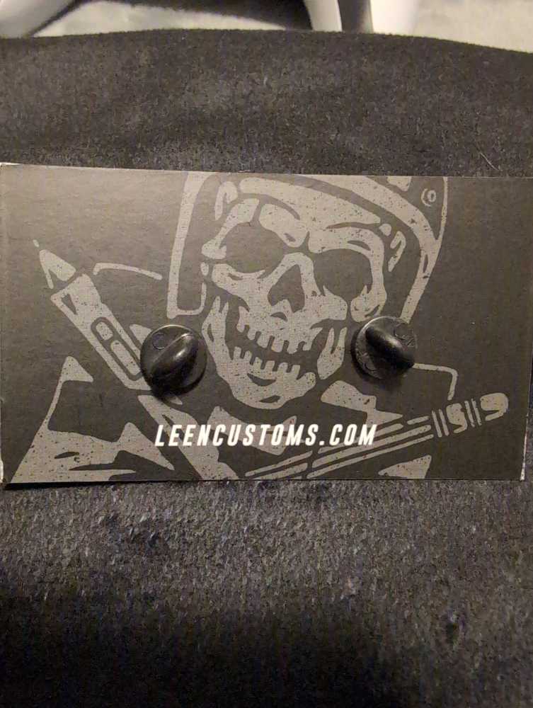 Leen Customs Tow Truck   pin collectible - Main Image 2