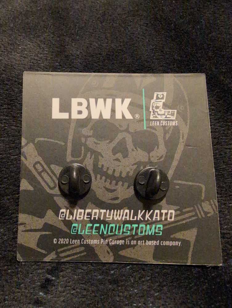 Leen Customs LBWK R35 GTR   pin collectible - Main Image 2