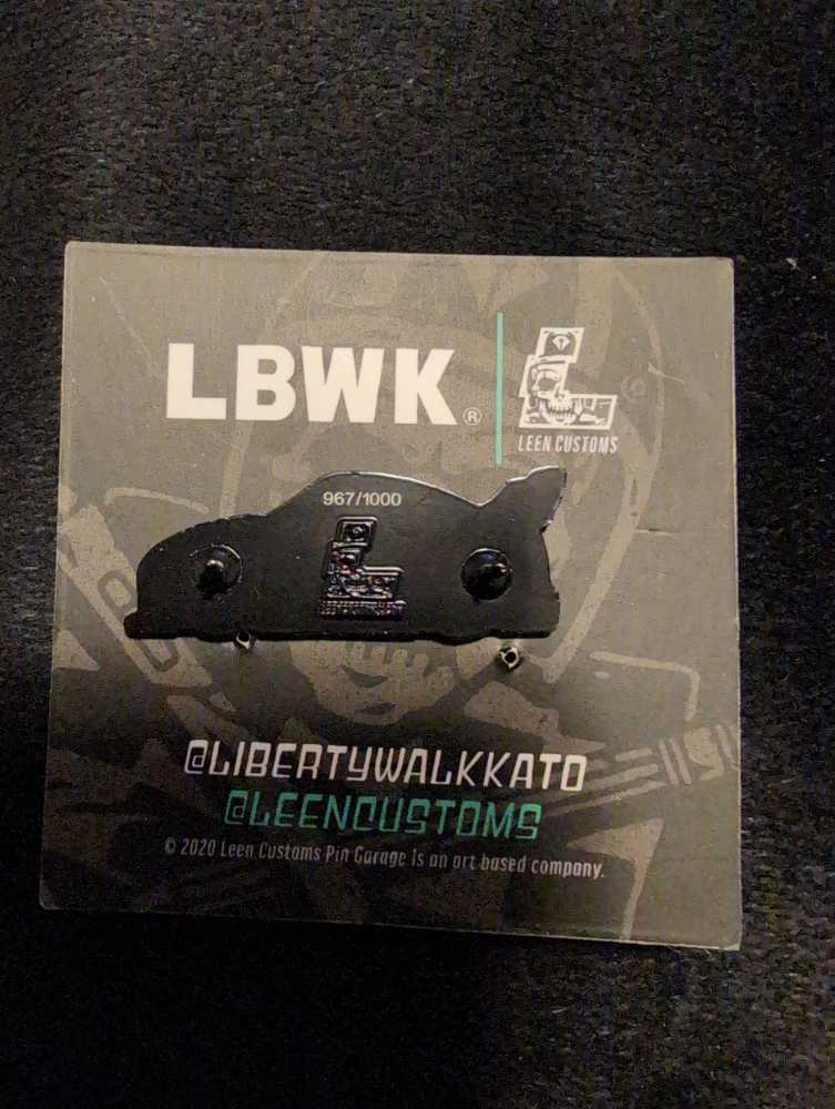 Leen Customs LBWK R35 GTR   pin collectible - Main Image 3