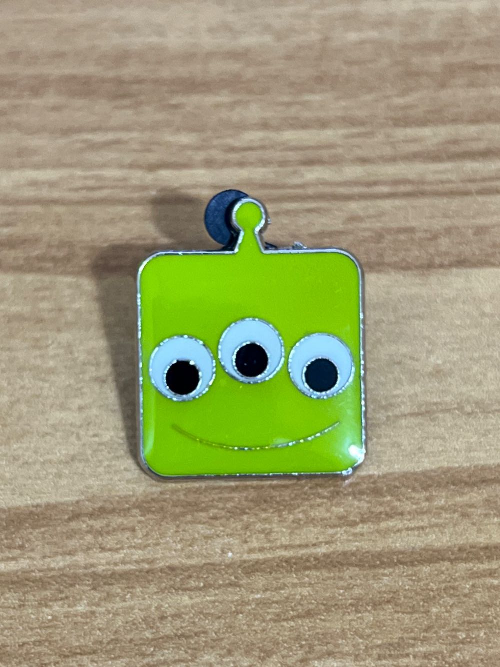 Pokémon Center: Pawmi Pokémon Pin