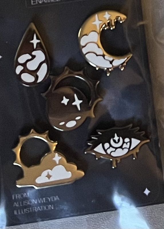 Pluto In Adventure Land, Pirates Of The Caribbean