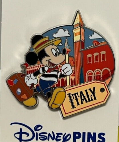 R2-D2 - R2-D2s - Hidden Disney