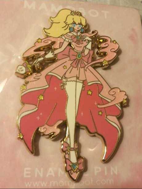 Magical Girl Princess Peach - Hard Enamel, Glitter, Screenprint, Gold Plating pin collectible - Main Image 2