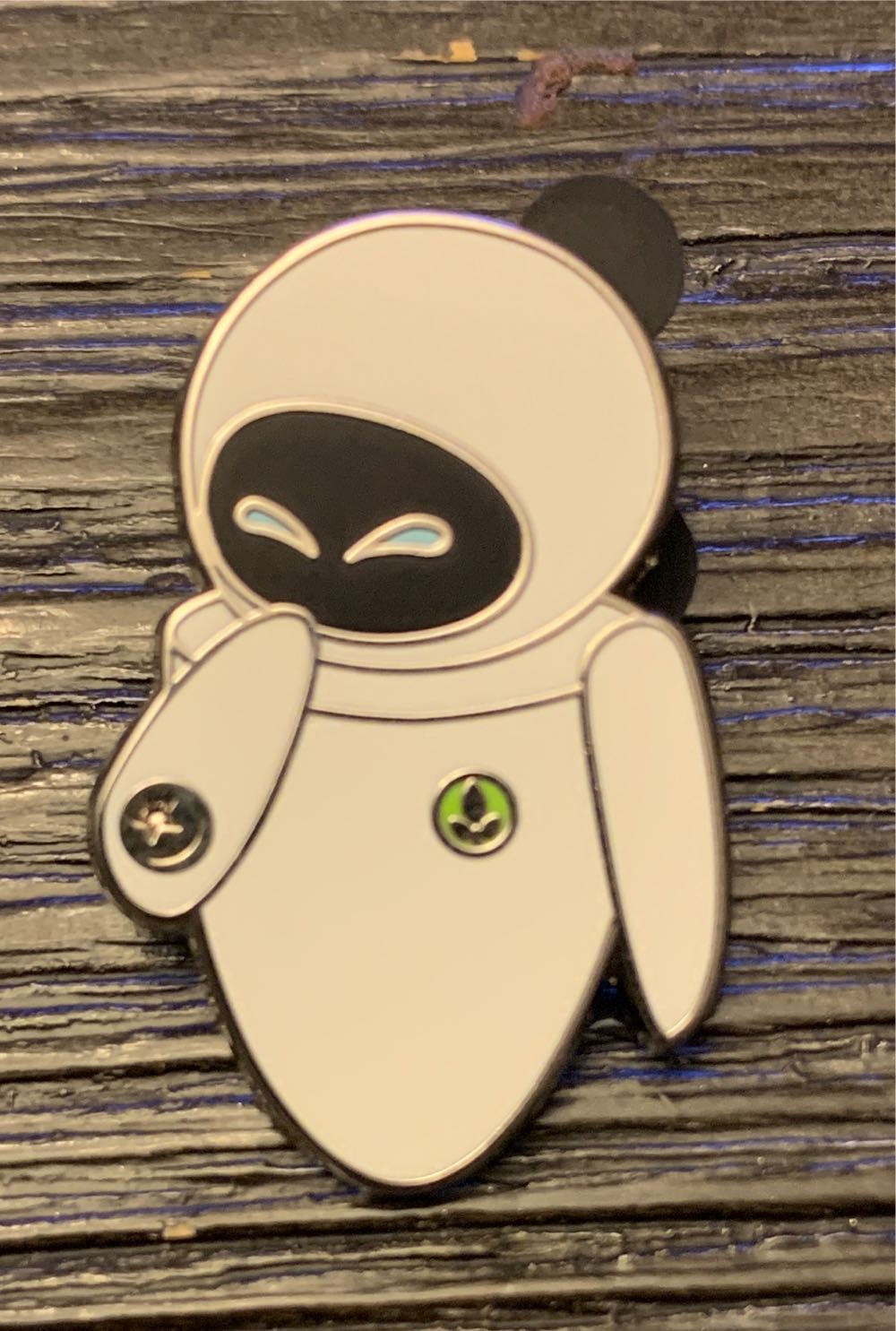 Lillian*Madison - Ruffled Heart