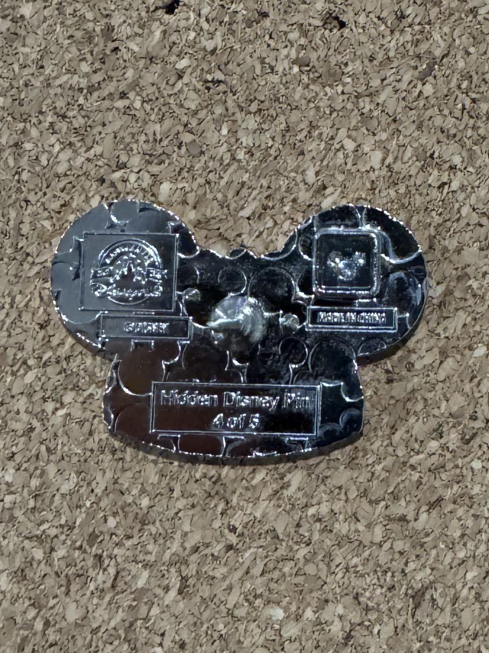 Ear Hat 2024 - Cogsworth - Hidden Mickey pin collectible - Main Image 2