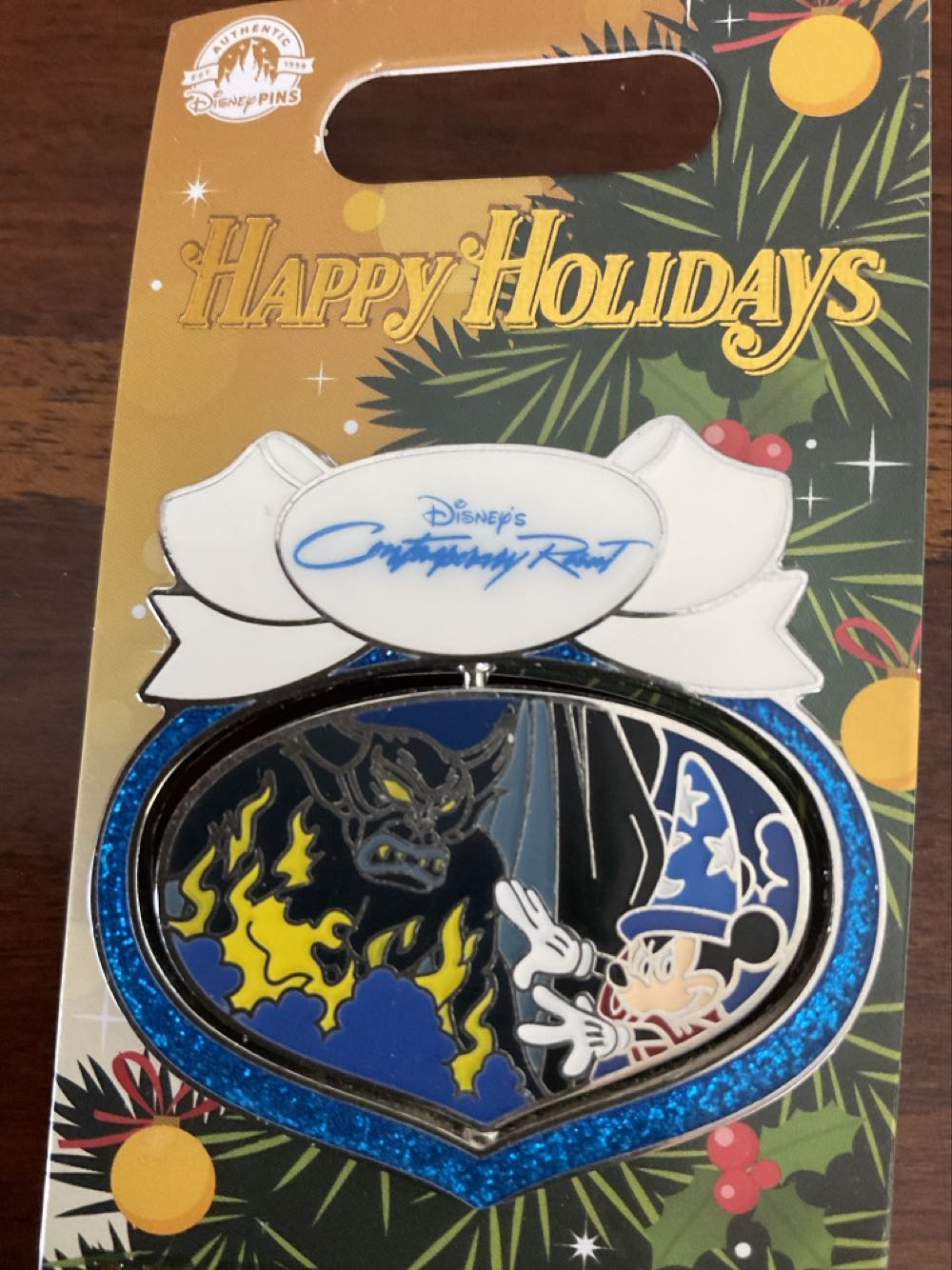 Contemporary resort Christmas Pin  pin collectible [Barcode 400951069710] - Main Image 2