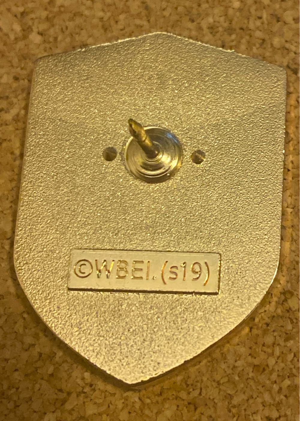 Loot Crate Exclusive Quiditch Captain Hufflepuff Yellow Pin 2019 - Collectible Enamel Pin pin collectible - Main Image 2