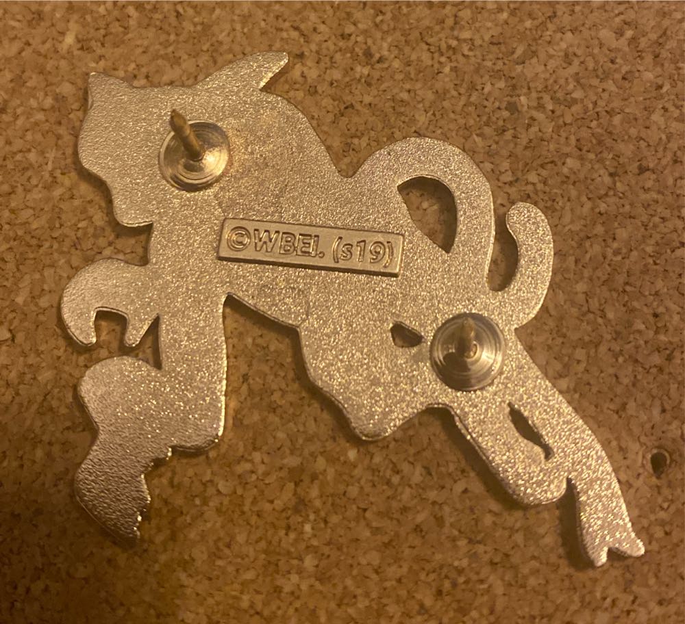 Harry Potter Wizarding World Loot Crate Fantastic Beasts Matagot 2019 - Collectible Enamel Pin pin collectible - Main Image 4