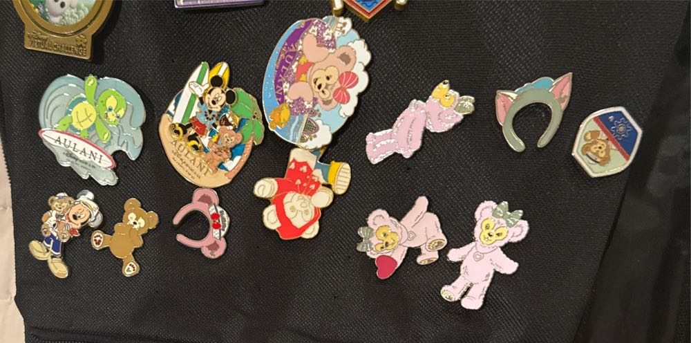 Circle Character Booster Pin Set