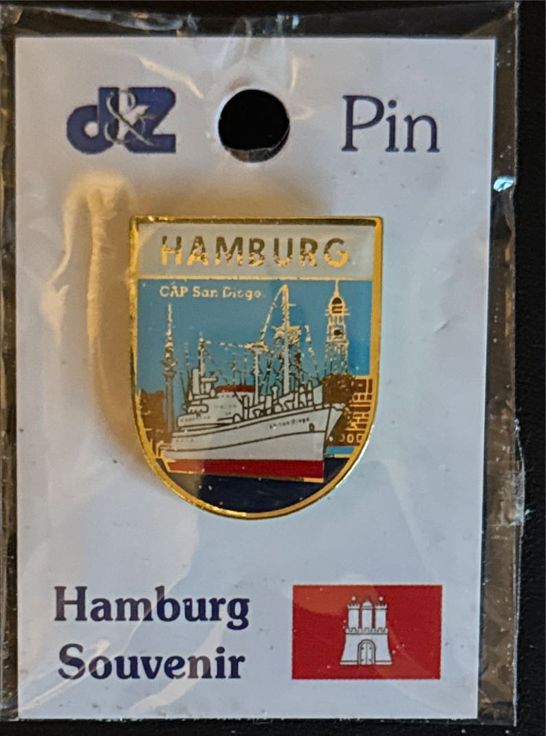 Queen Of Hearts Ornament Pin