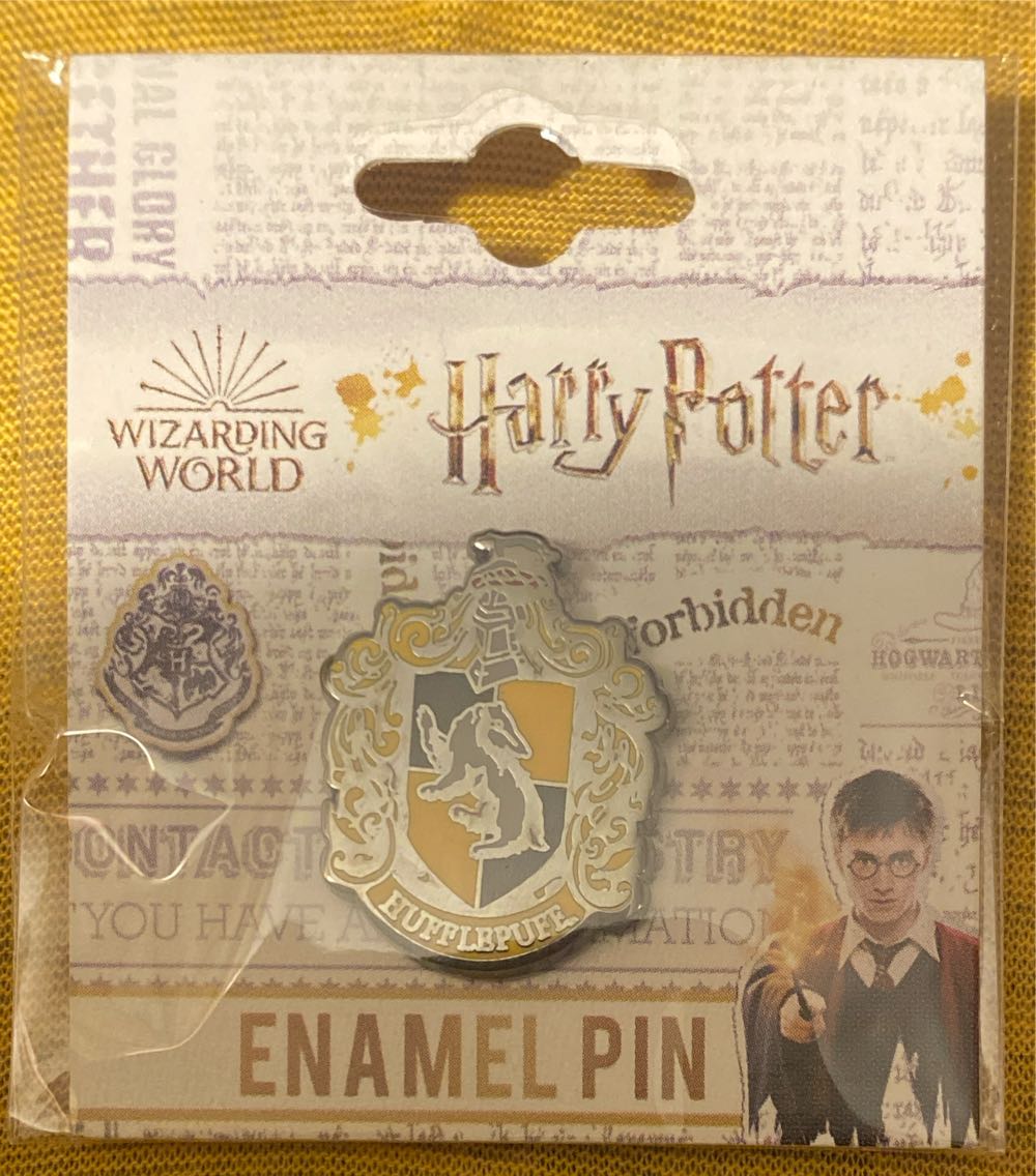 Hufflepuff Crest Enamel Pin - Collectible Enamel Pin pin collectible [Barcode 008215510048] - Main Image 3