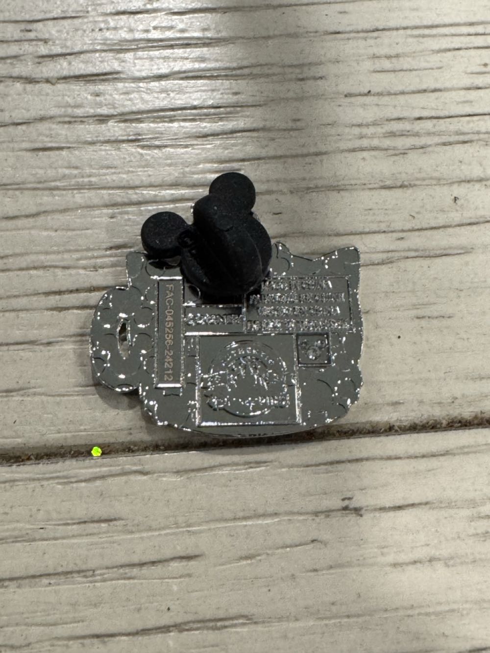 Fox Robin Hood coffee mug  pin collectible - Main Image 2