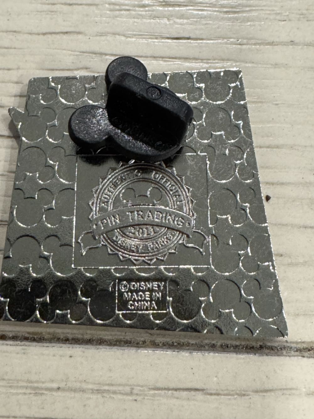 Tinker Bell in a purple background with stars  pin collectible - Main Image 2