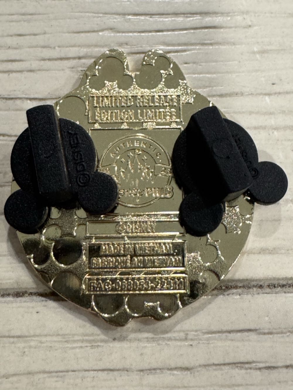 Chip & dale, Dale Waffle  pin collectible - Main Image 2