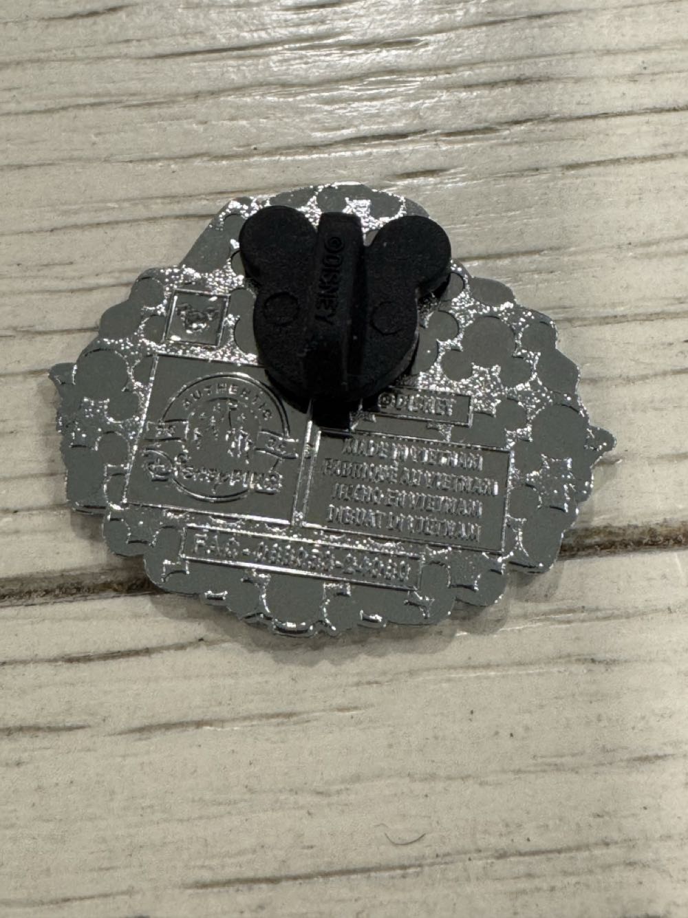 Constance hatch away in roses, the haunted mansion  pin collectible - Main Image 2