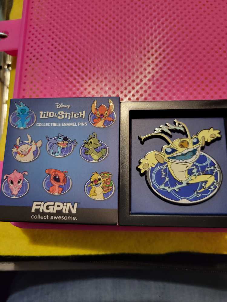 Chip & Dale - Character Scoops - Ltd Edition 4000