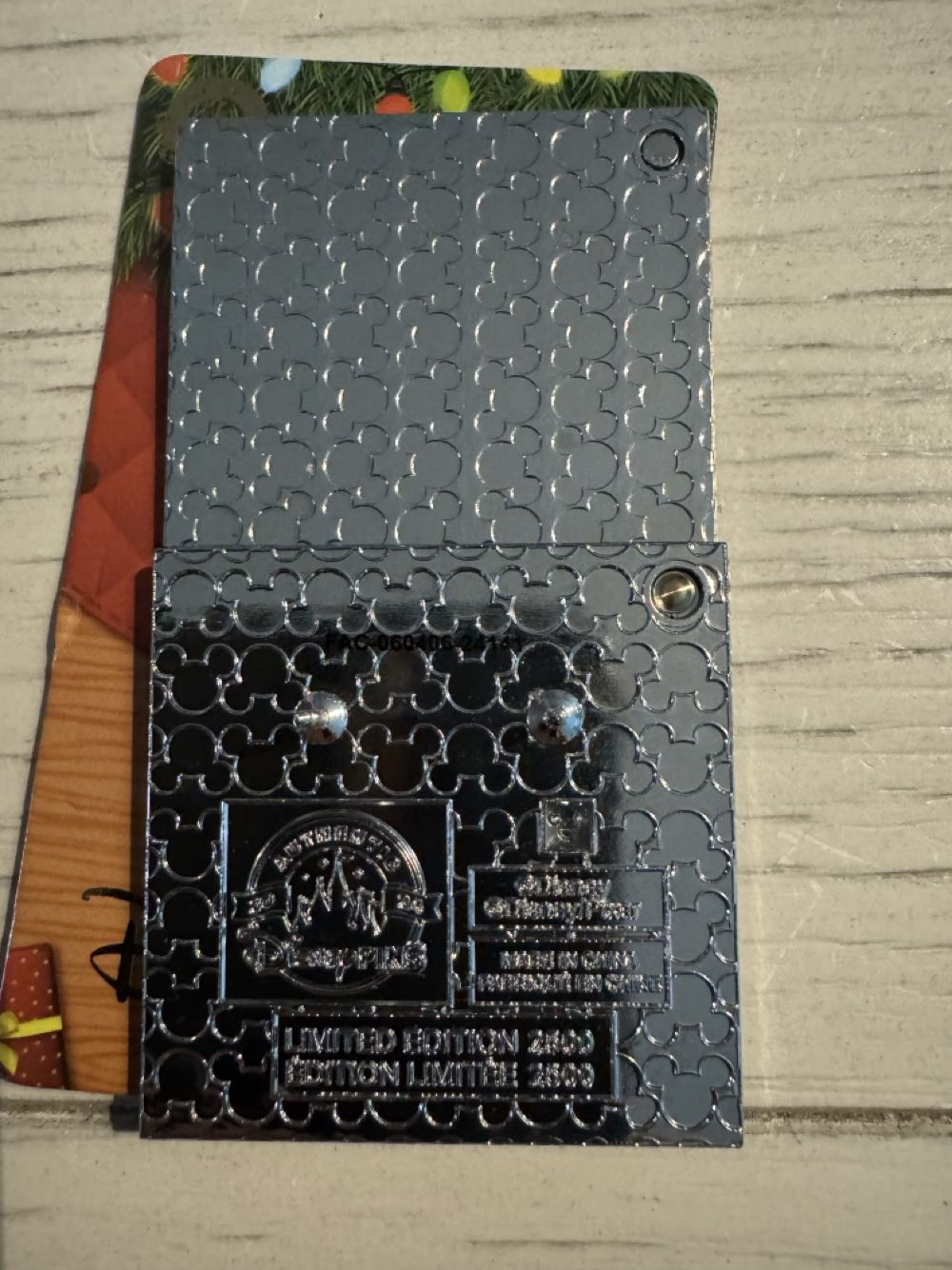 Christmas 2024 Yacht Club - Hotel pin collectible [Barcode 400983671073] - Main Image 3