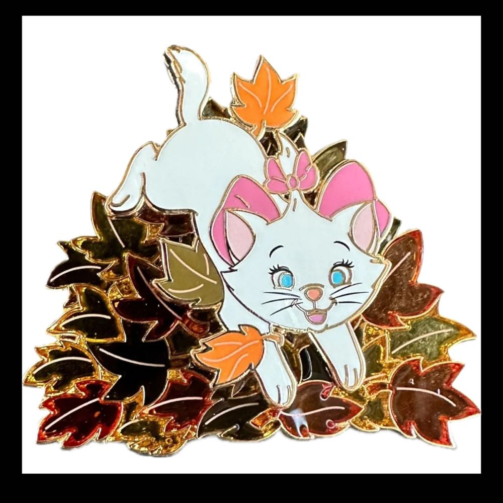 2023 Riviera Resort Stocking Set Pascal