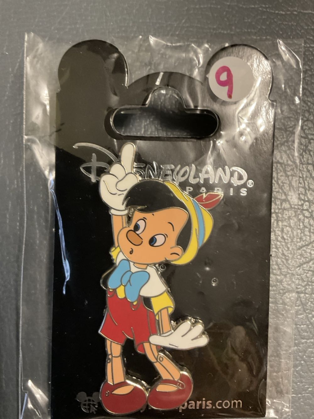 WDW The Haunted Mansion Parasol Lady