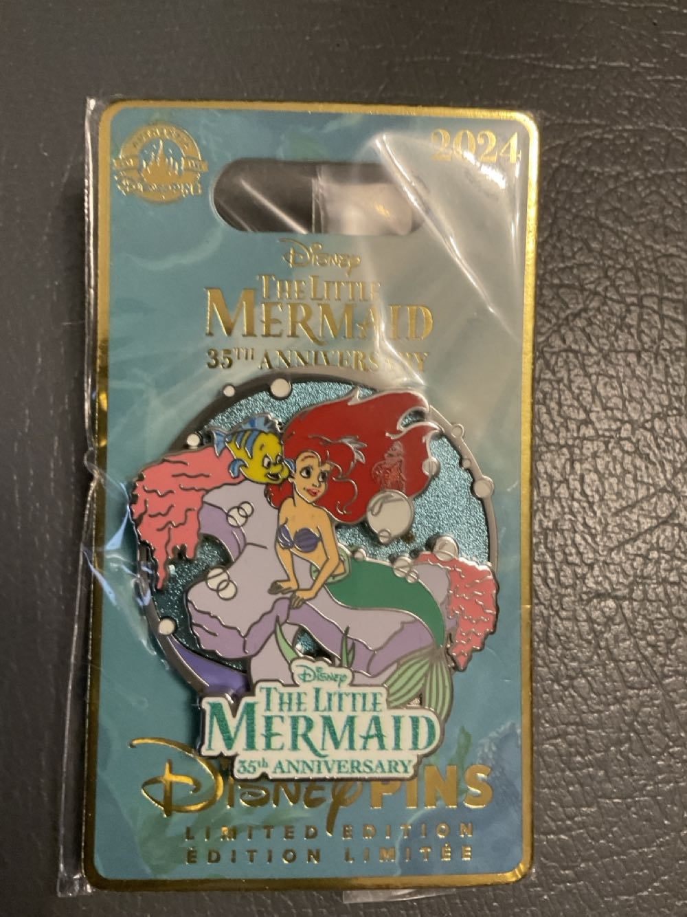 Disney D23 DSSH Dog Profiles Exclusive Pin LE 400 MOC NEW Lady Lady & The Tramp