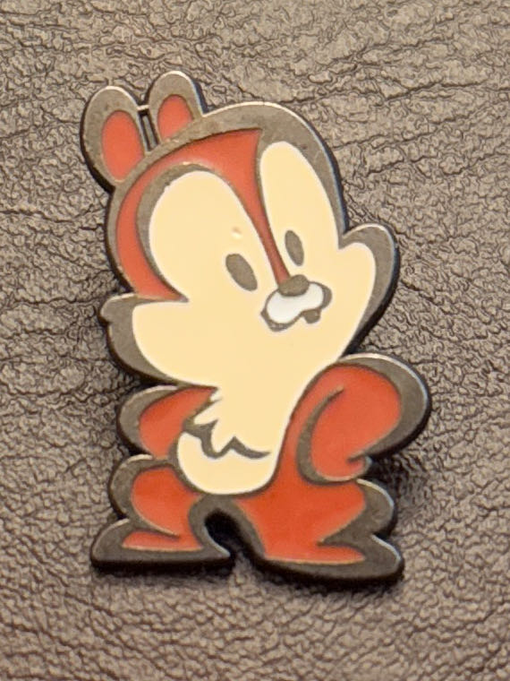 Disney Mardi Gras Chip And Dale Pin New Le 3000 Pin