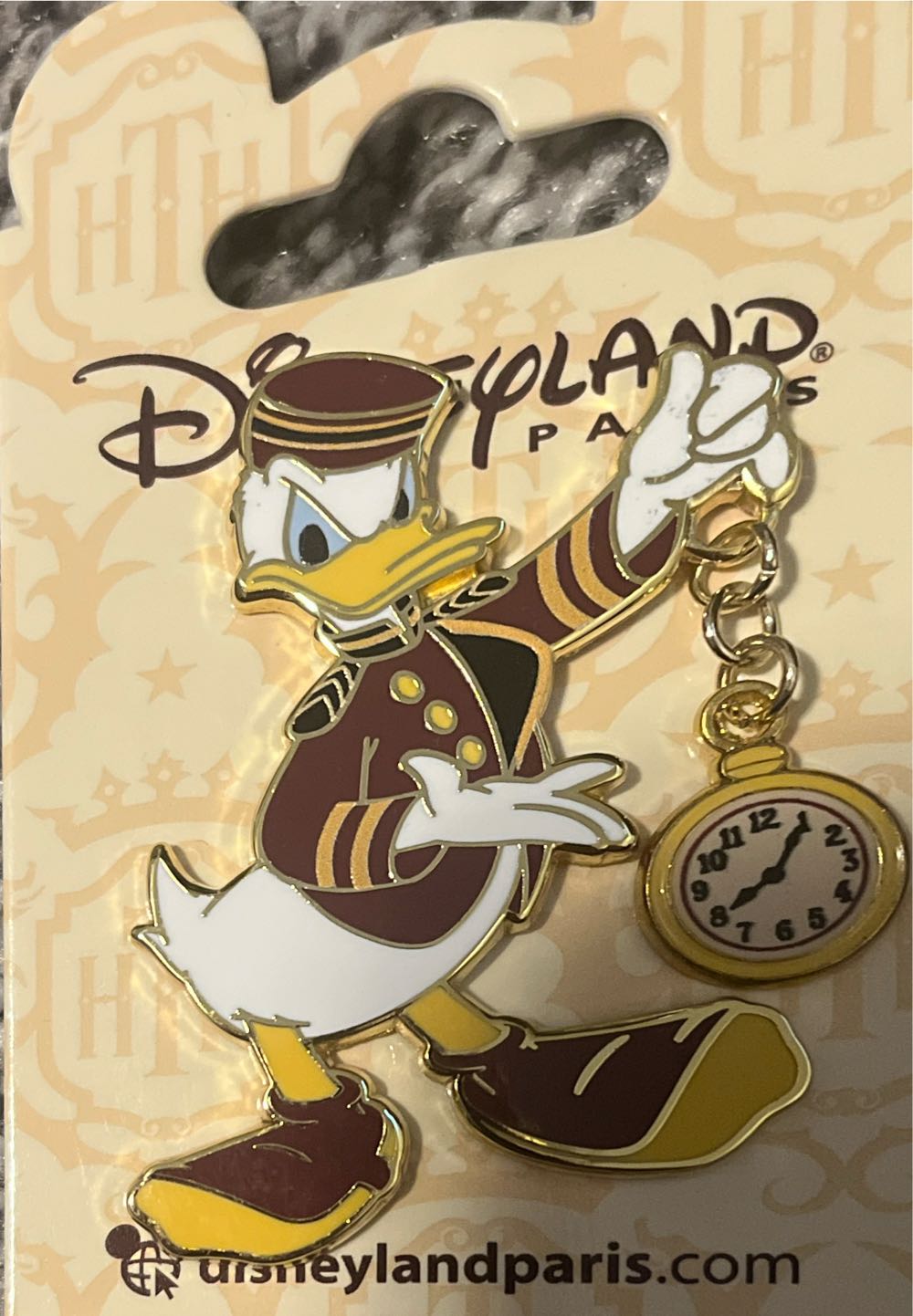 Red Guardian Figpin #401