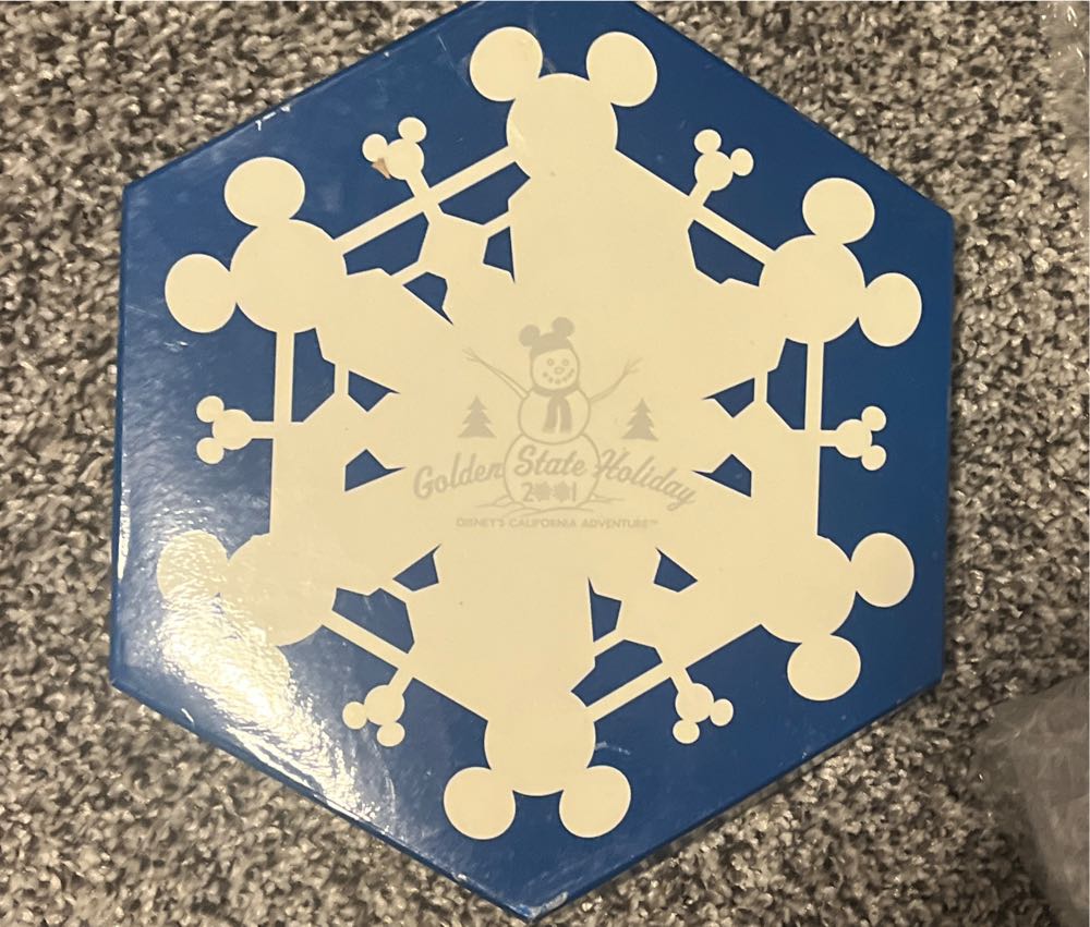 Fab 5 Golden State Holiday 2001  pin collectible [Barcode 400004878016] - Main Image 2