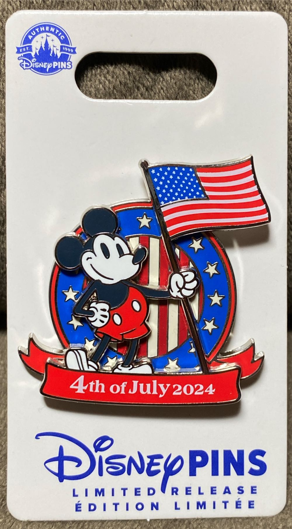 Her Universe Star Wars Anakin & Ahsoka Enamel Pin Set